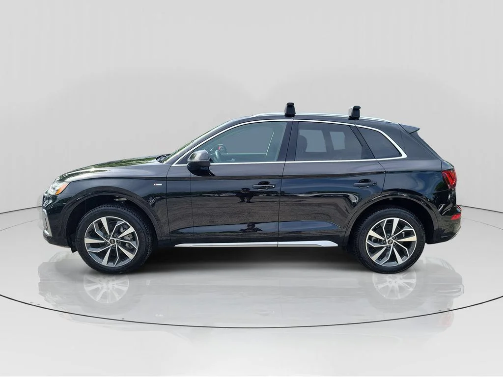 Used 2024 Black Audi 45 S line Premium image 4