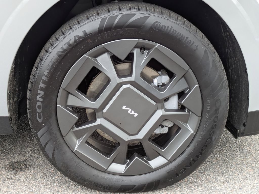 New 2026 Ceramic Silver Kia EX image 11