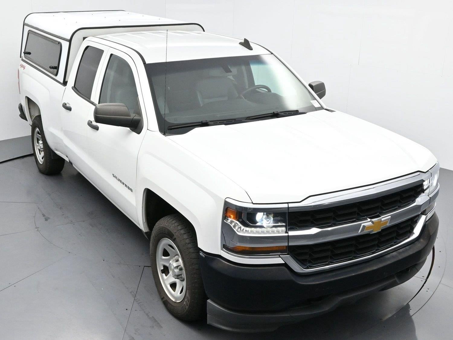 Used 2019 Summit White Chevrolet Work Truck image 32