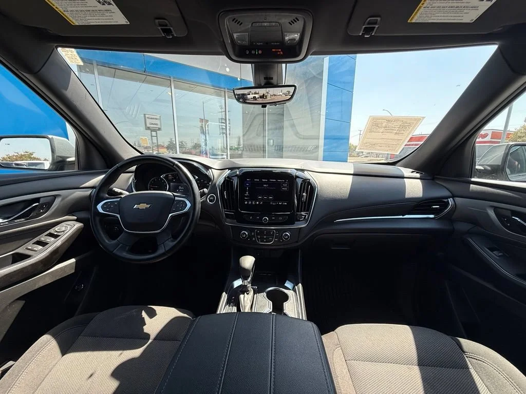 Used 2023 Sterling Gray Metallic Chevrolet LT Cloth image 19