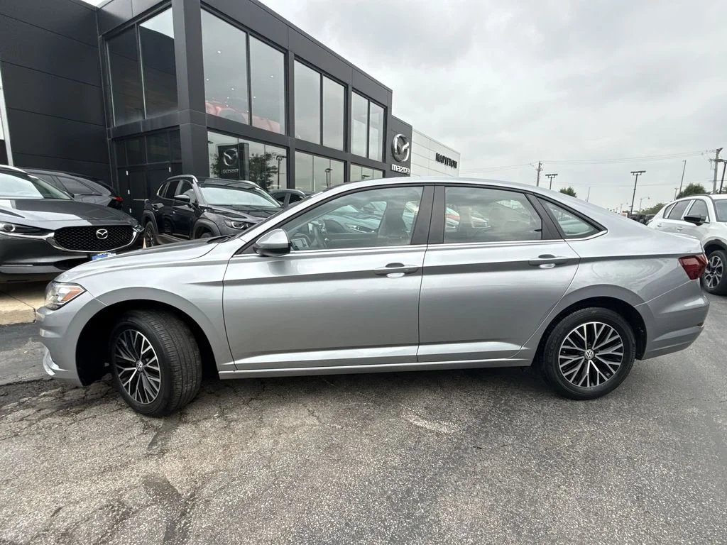 Used 2020 Silver Volkswagen 1.4T SE image 8