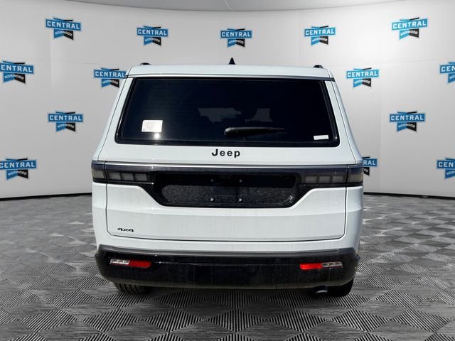 New 2026 Bright White Clear-Coat Exterior Paint Jeep  image 4