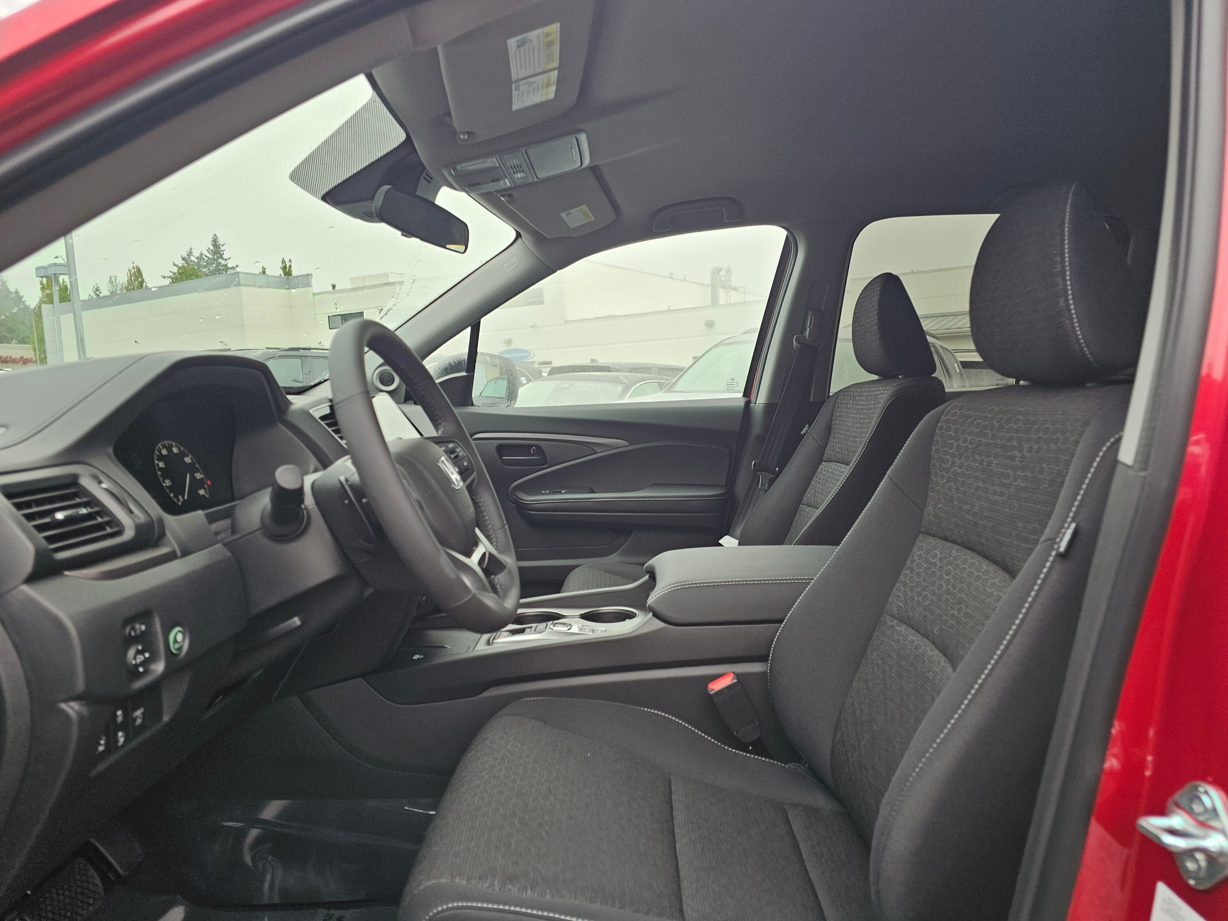 2025 Honda Ridgeline Sport - Photo 19