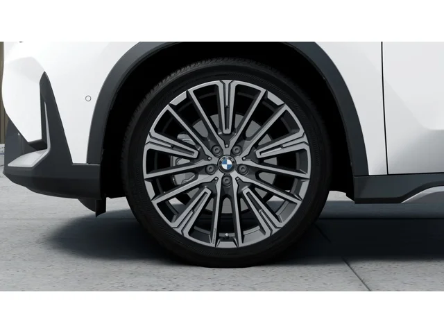New 2027 Alpine White BMW  image 7