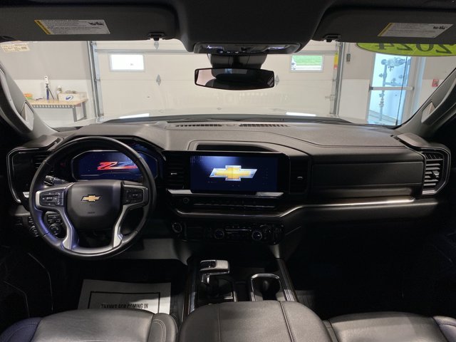 Used 2024 Slate Gray Metallic Chevrolet LT image 19