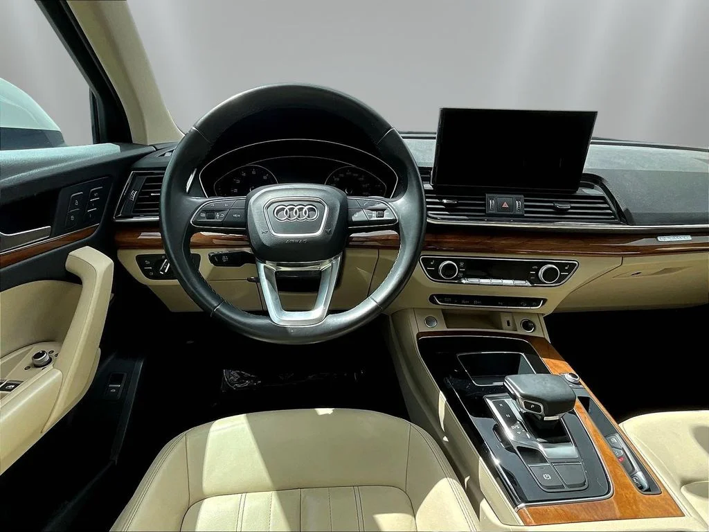 Used 2022 Ibis White Audi 45 S line Premium image 8