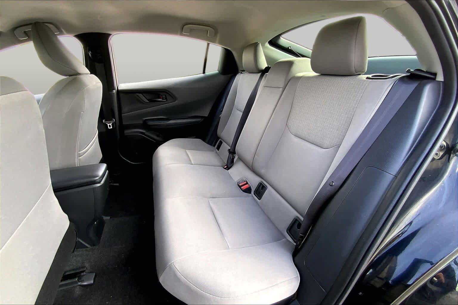 Used 2025 Midnight Black Metallic Toyota LE image 20