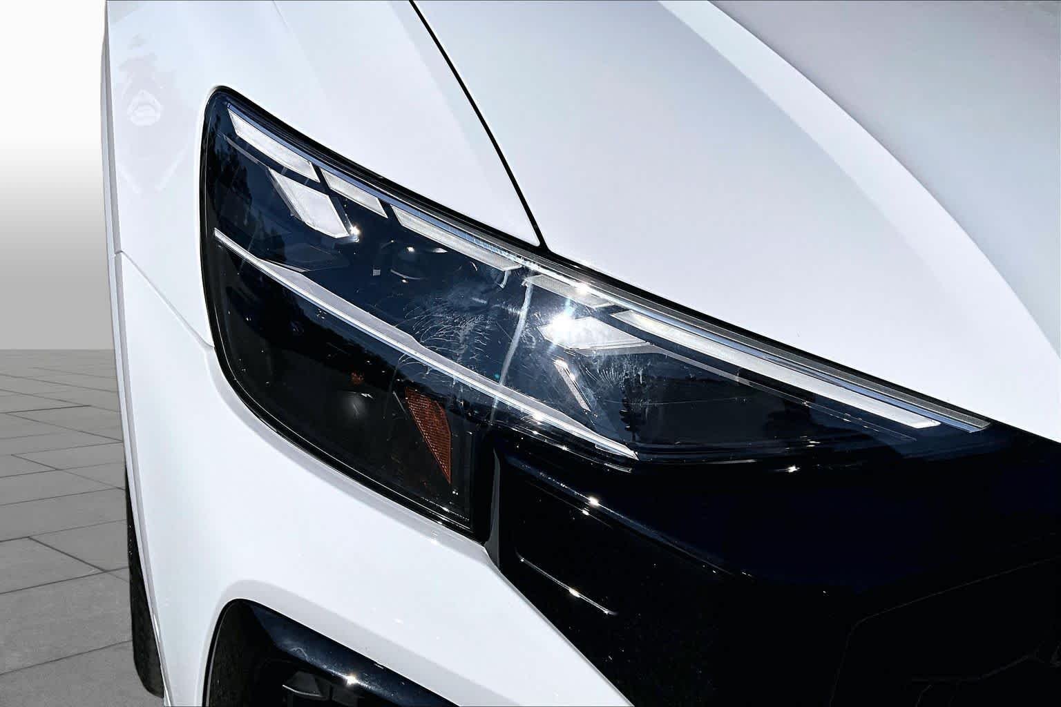 Used 2026 Carrara White Audi Premium Plus image 27