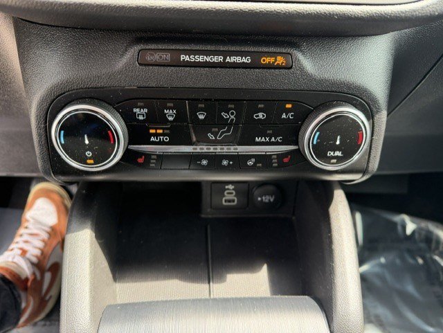 Used 2024 Gray Metallic Ford Active image 19