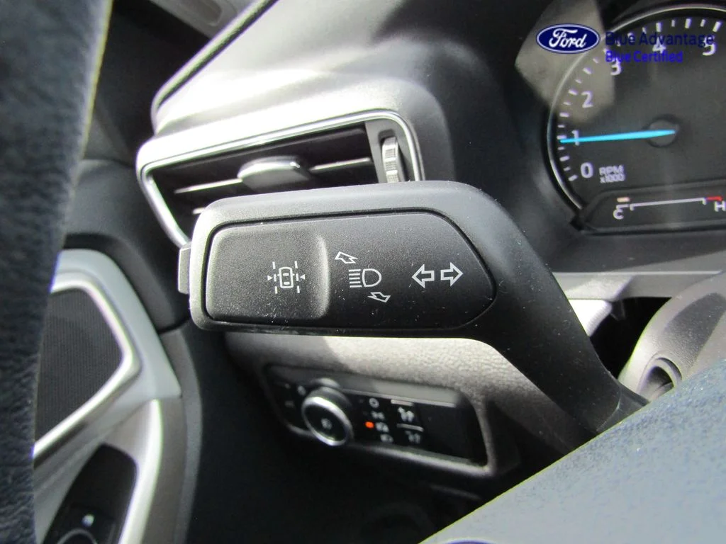 Certified Used 2023 Star White Ford XLT image 36