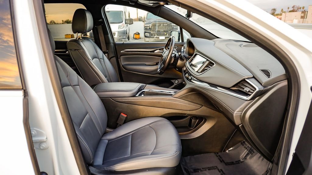 Used 2024 Summit White Buick Premium Group image 20