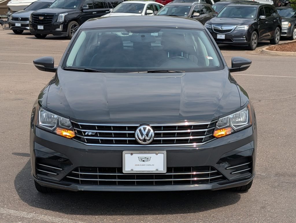 Used 2017 Gray Volkswagen 1.8T R-Line image 9