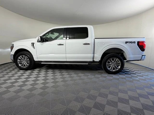 Used 2024 White Ford Lariat image 4
