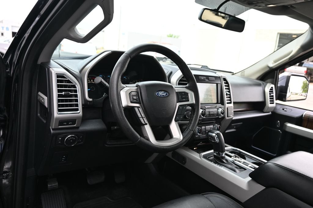 Used 2016 Black Ford Lariat image 19