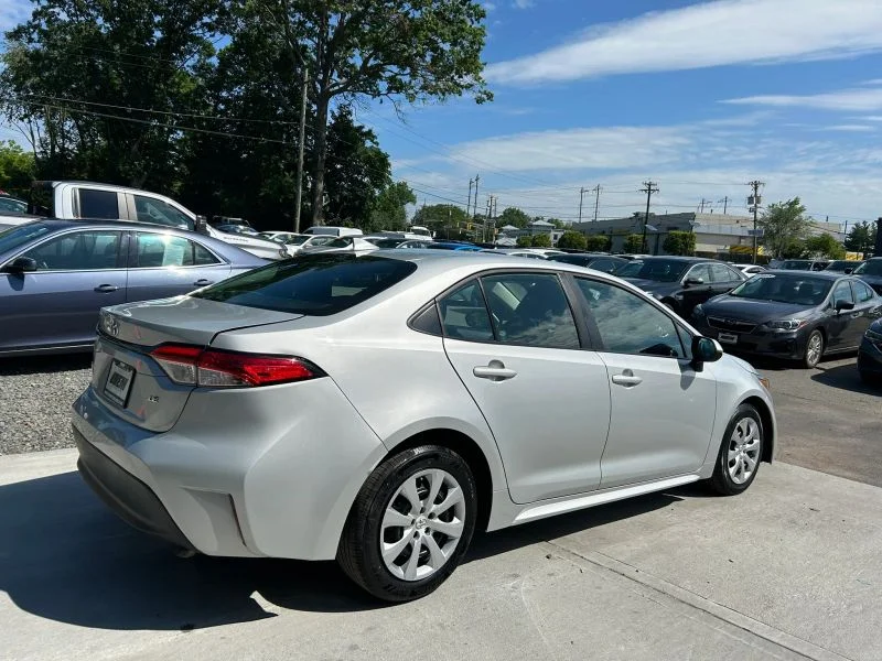 Used 2023 Silver Toyota LE Sedan 4D image 13
