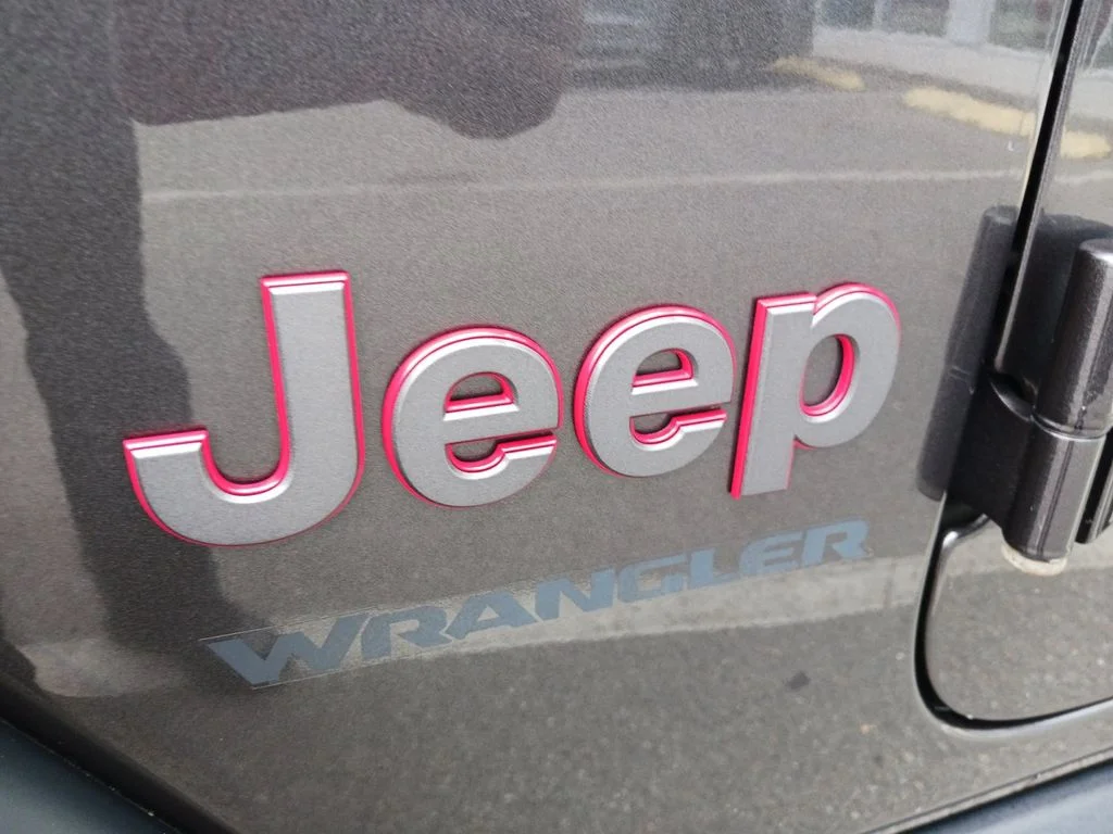 Used 2021 Gray Jeep Rubicon image 30