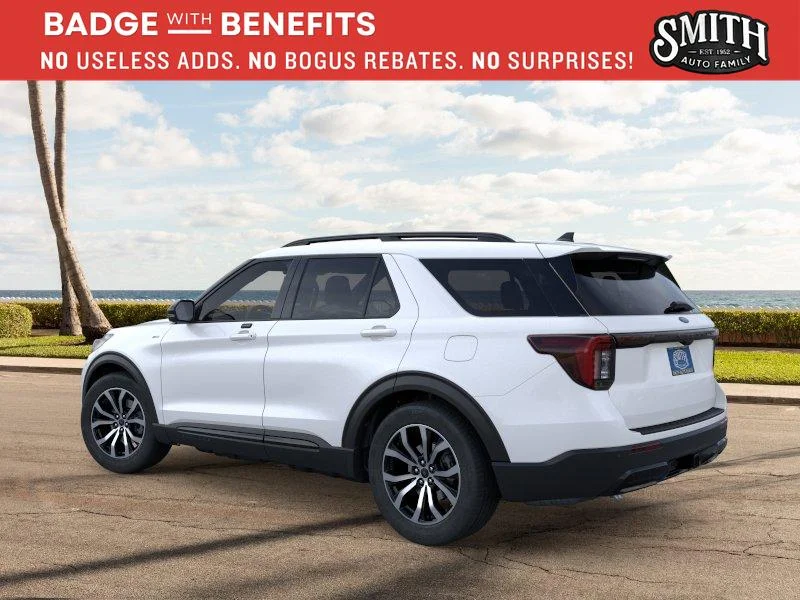 New 2026 Star White Metallic Tri-Coat Ford ST-Line image 5