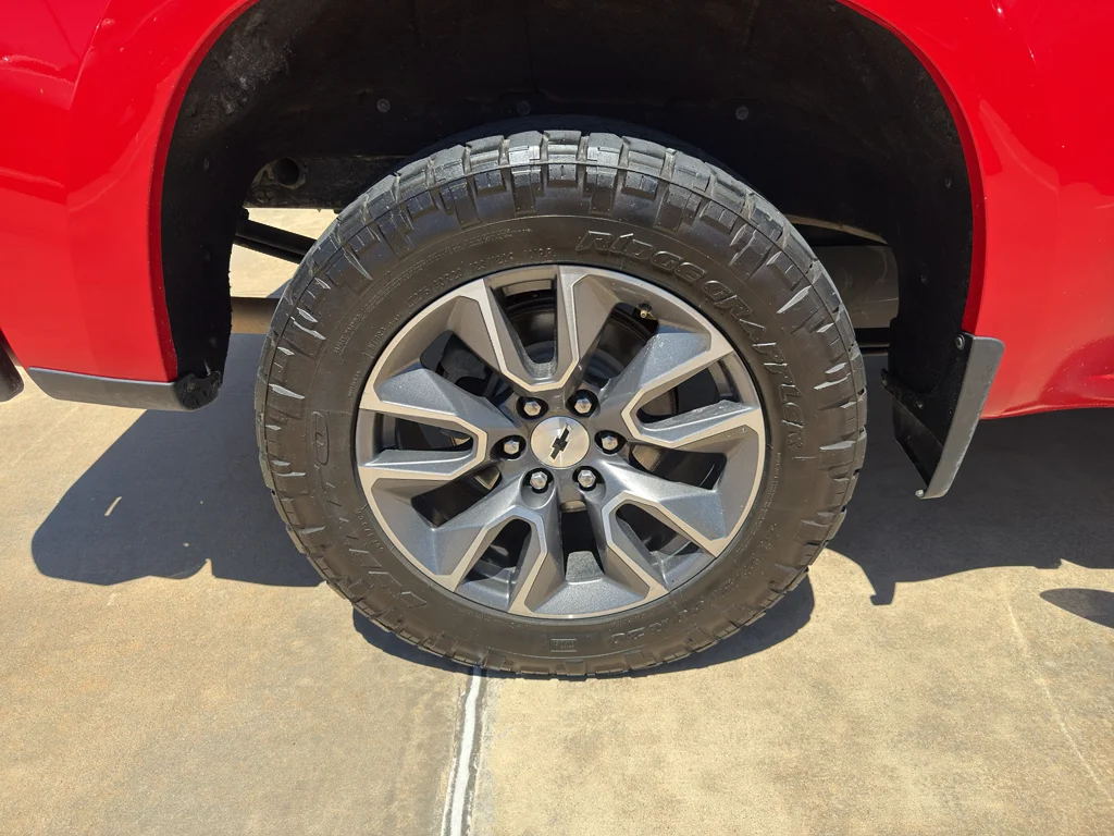 Used 2021 Red Hot Chevrolet RST Texas Edition Plus image 40