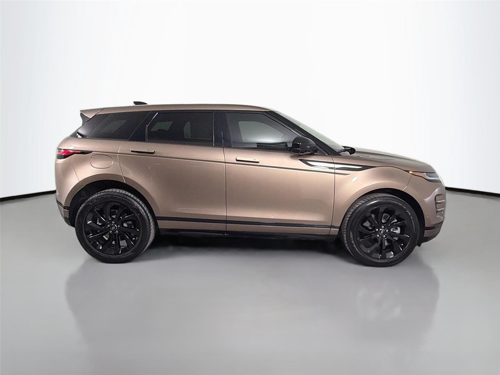 New 2026 Corinthian Bronze LAND ROVER Hoxton Edition P250 image 4