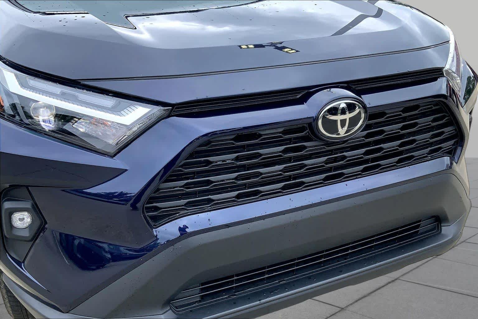 Certified Used 2025 Blueprint Toyota XLE Premium image 32