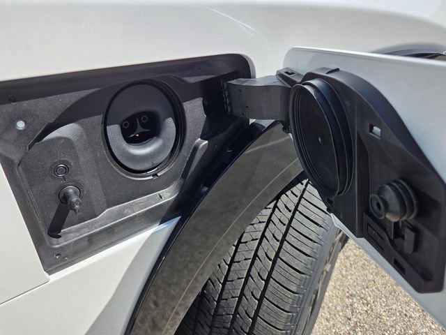 2026 Lexus RZ Base - Photo 25