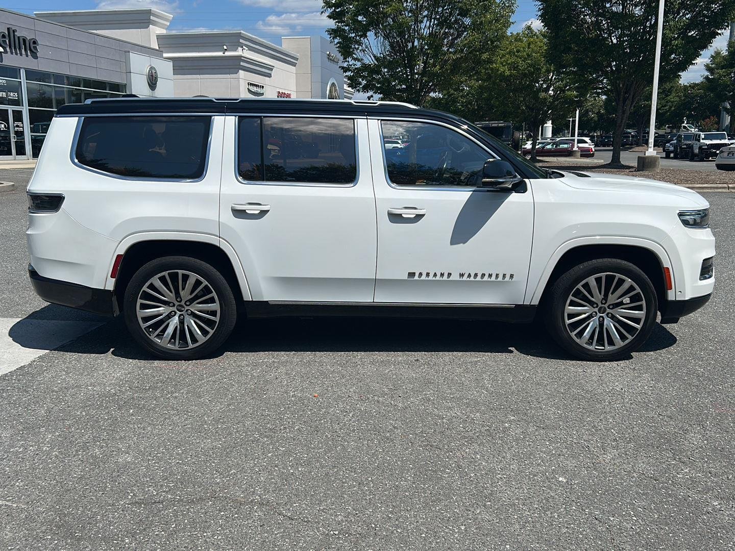 Used 2023 Bright White Clearcoat Jeep Series III image 6