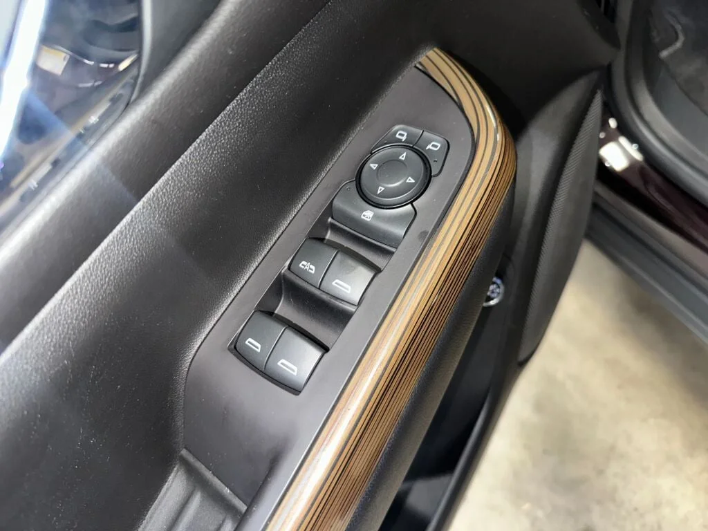 Certified Used 2020 Red Mahogany Metallic GMC SLE image 7