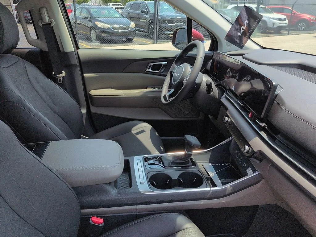 2026 Kia Carnival EX - Photo 7