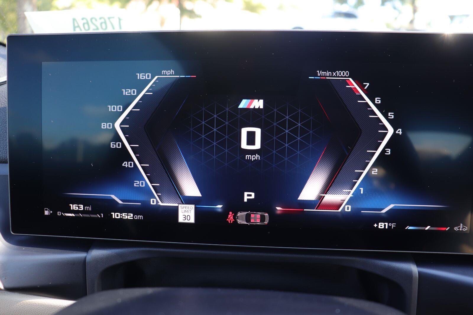 Used 2025 Cape York Green Metallic BMW M440i image 22