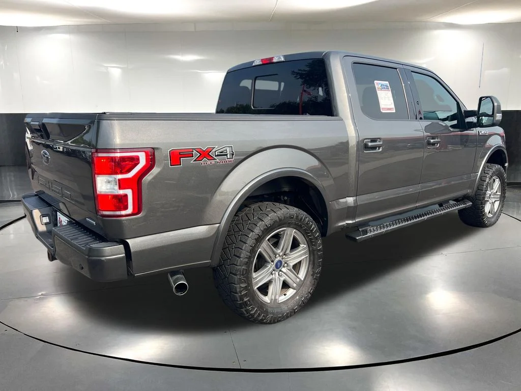 Used 2018 Gray Ford XLT image 6