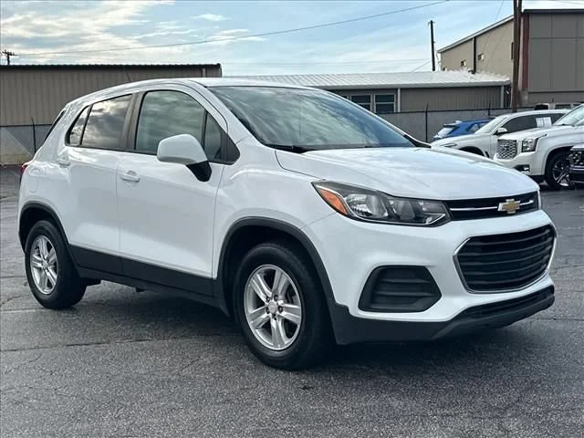 Used 2020 Chevrolet Trax LS with VIN 3GNCJKSB4LL267564 for sale in Kernersville, NC