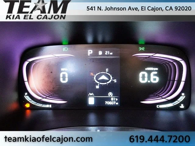 Used 2023 Black Kia S image 31