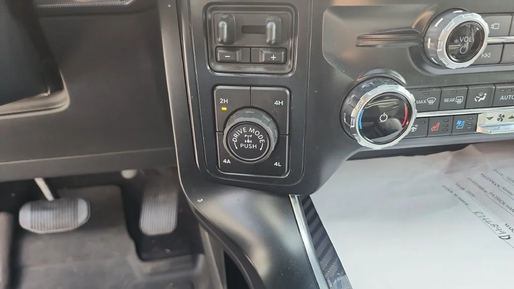 Used 2025 White Ford Raptor image 19