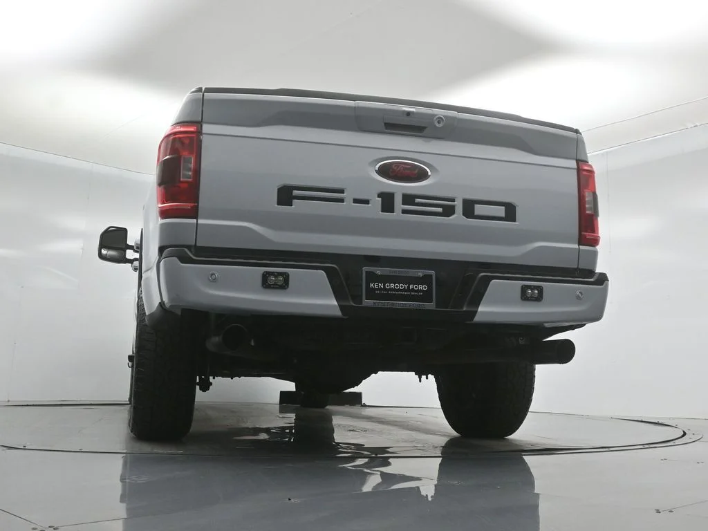 Used 2022 White Ford XLT image 47