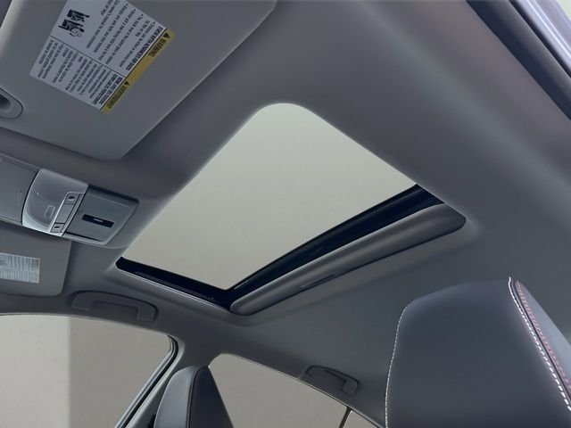2025 Nissan Altima SR - Photo 6