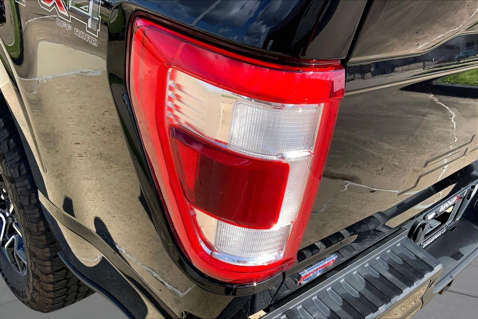 Certified Used 2023 Agate Black Metallic Ford LARIAT image 28