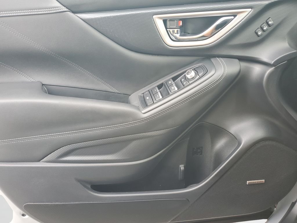 Used 2022 Silver Subaru Touring image 20