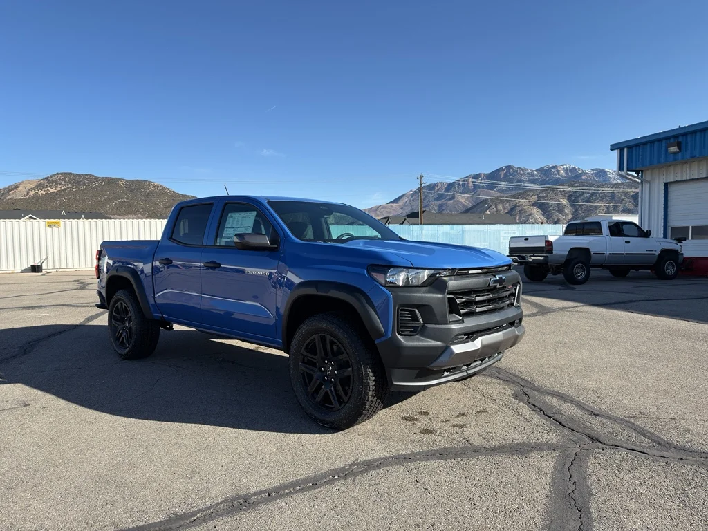 2025 Chevrolet Colorado Trail Boss - Photo 8
