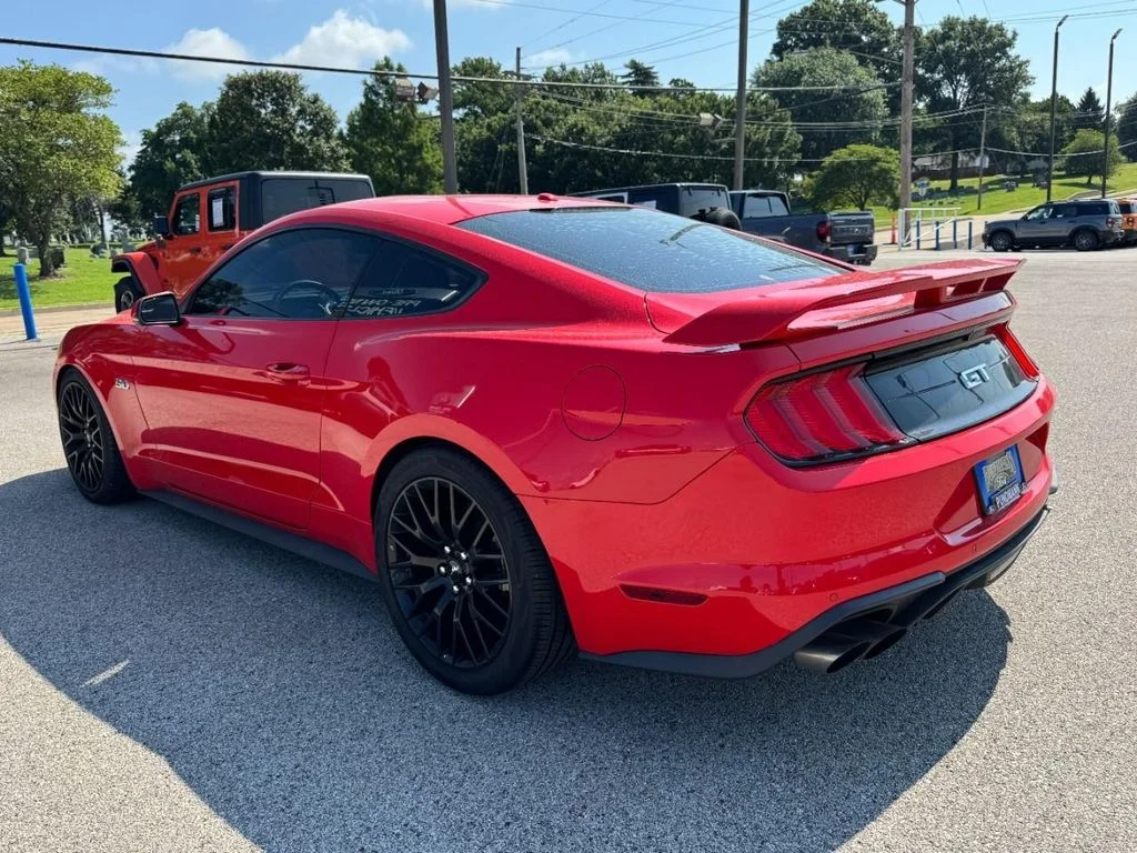Used 2018 Race Red Ford GT Premium image 5