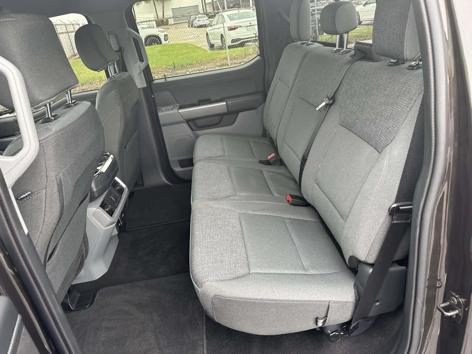 Used 2024 Black Ford XLT image 11