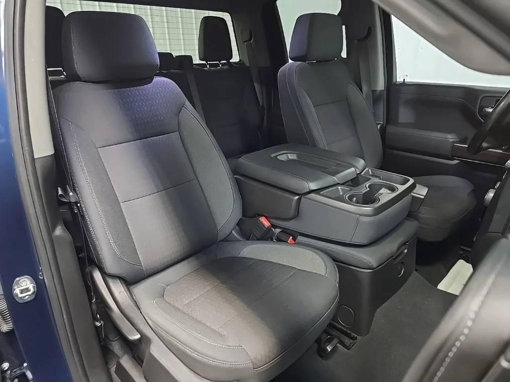 Used 2019 Blue Chevrolet LT image 14