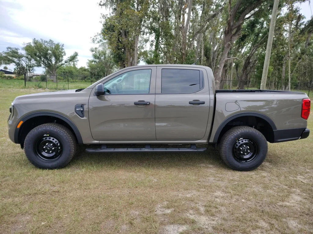 New 2026 Marsh Gray Ford XL image 2