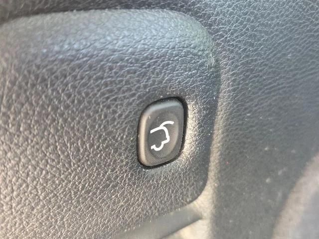 Used 2020 Black Jeep Limited image 15