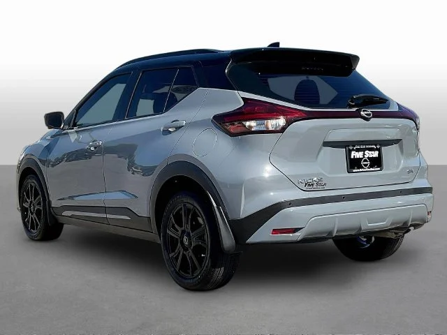 Used 2024 Gray Nissan SR image 5
