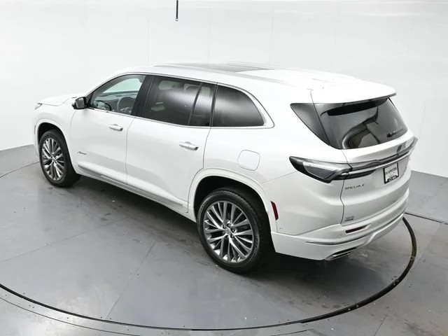 Used 2025 White Frost Tricoat Buick Avenir image 38