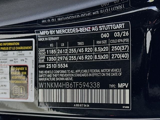 New 2026 Black Mercedes-Benz GLC 300 image 31