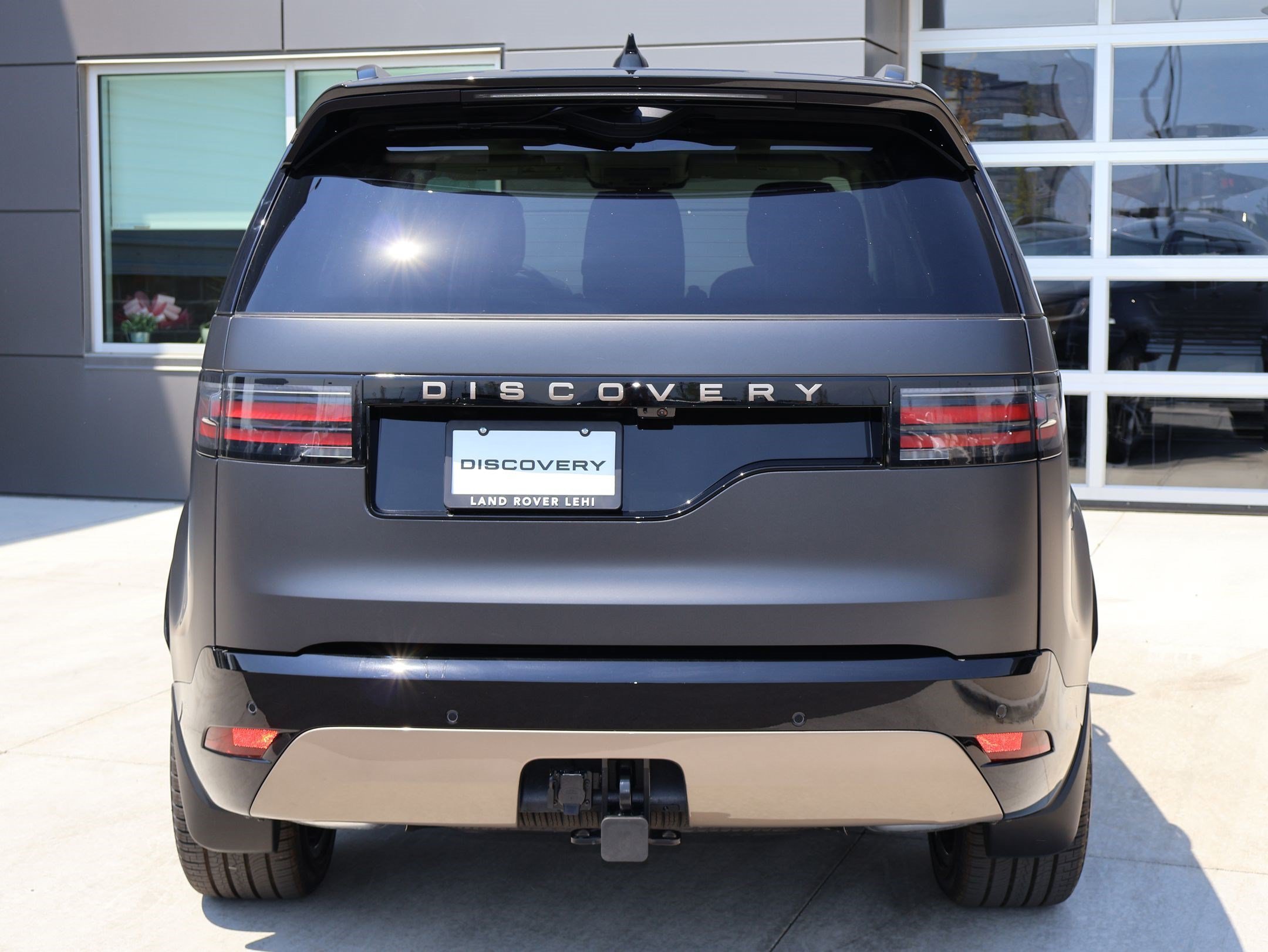 New 2026 Carpathian Grey LAND ROVER Gemini Edition image 7