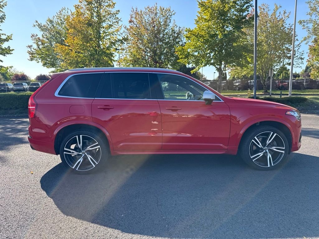 Used 2018 Passion Red Volvo T8 R-Design image 8