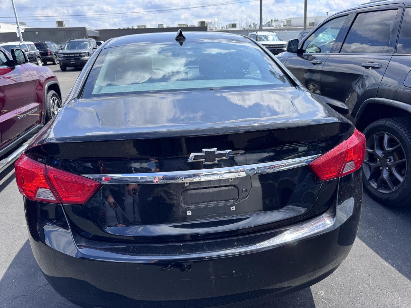 Used 2019 Black Chevrolet LS image 5