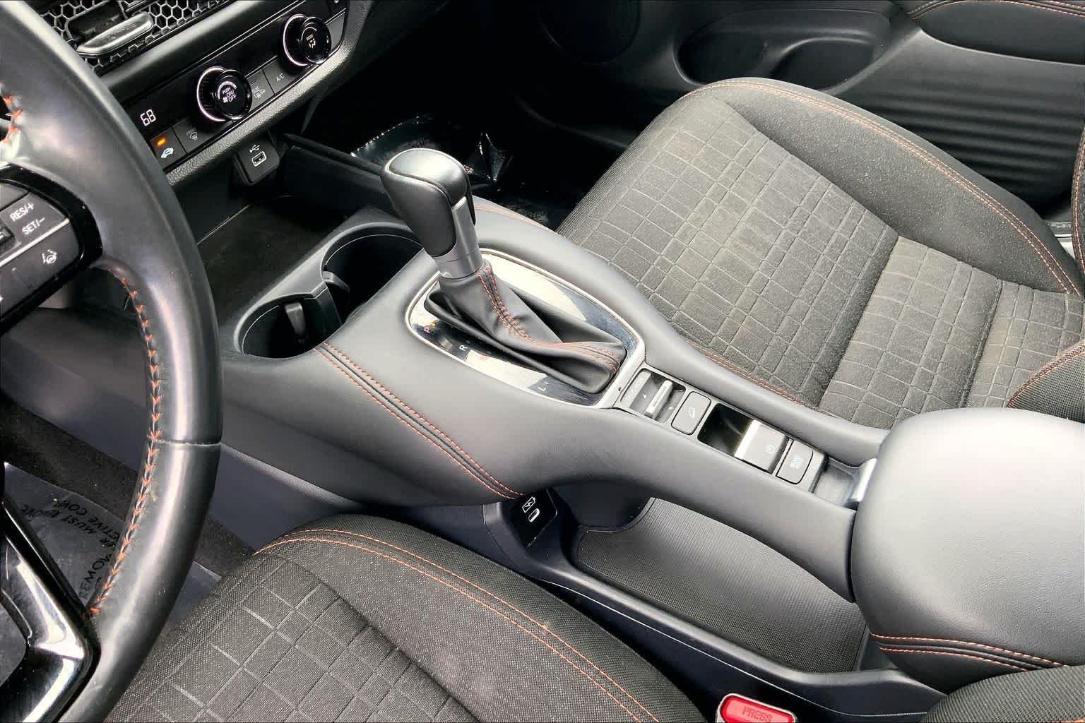 2025 Honda HR-V Sport - Photo 17